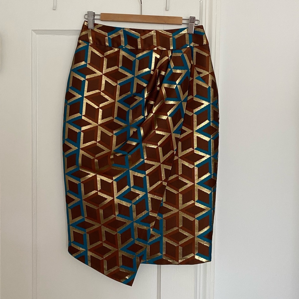 Gold geometric tulip skirt